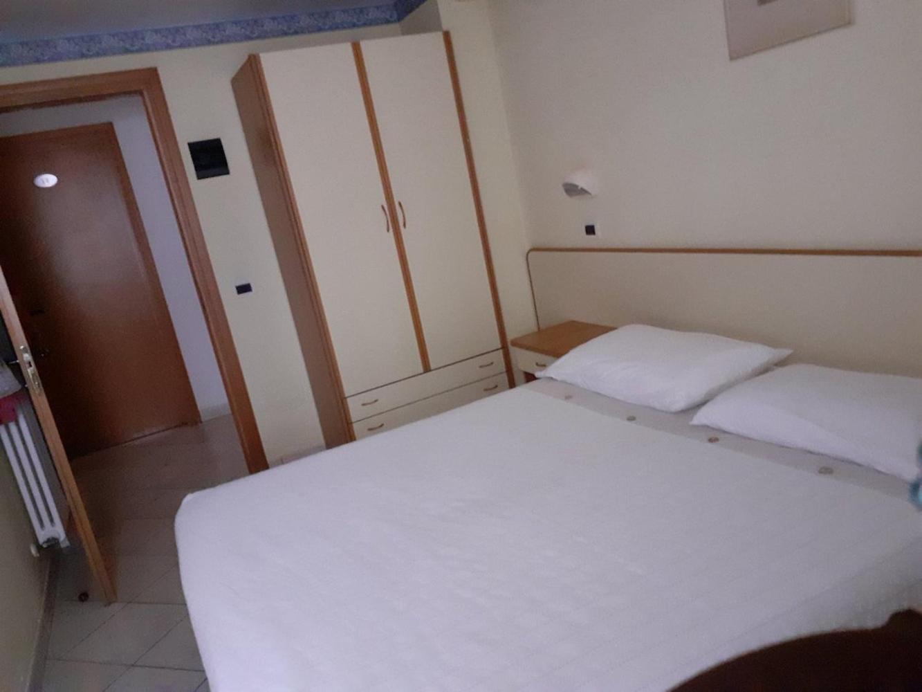 Hotel Ambasciata Cesenatico Extérieur photo