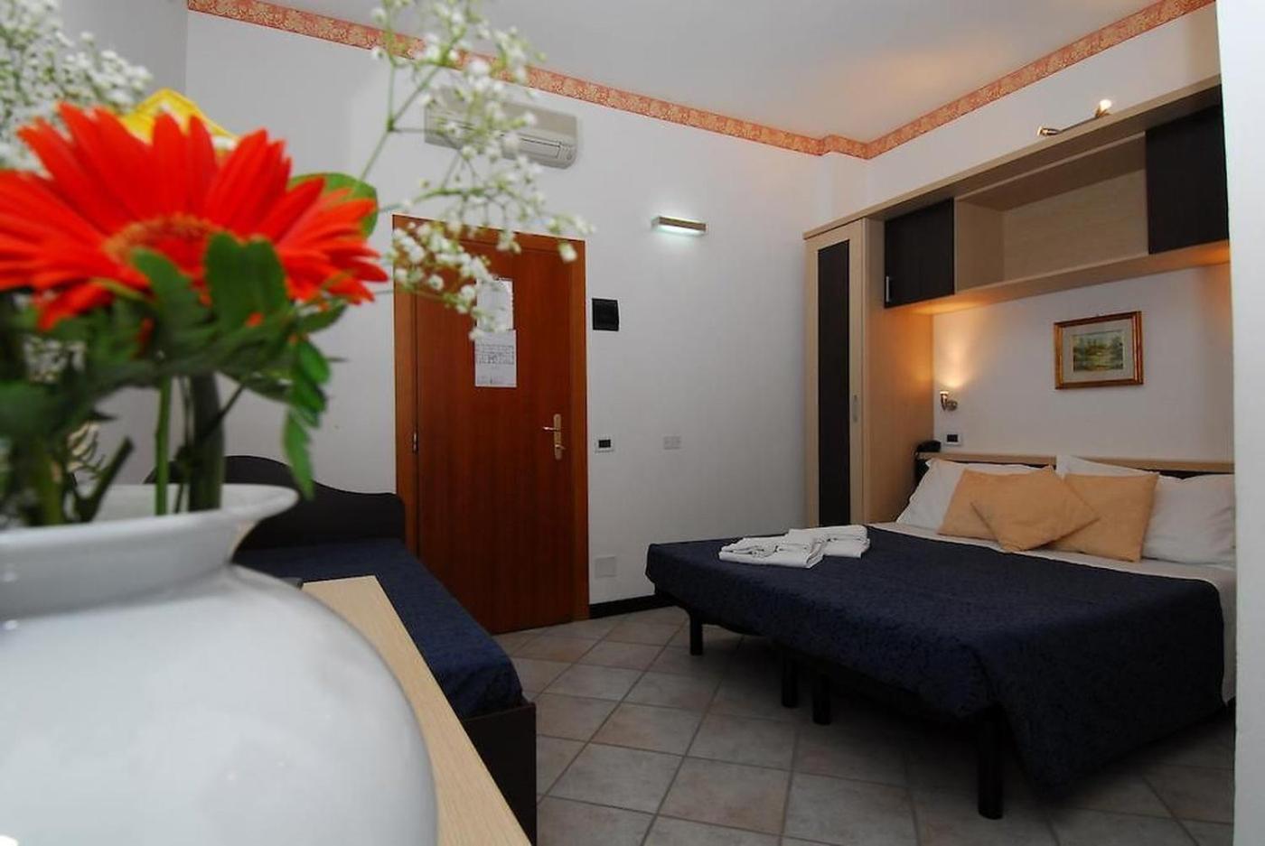 Hotel Ambasciata Cesenatico Extérieur photo
