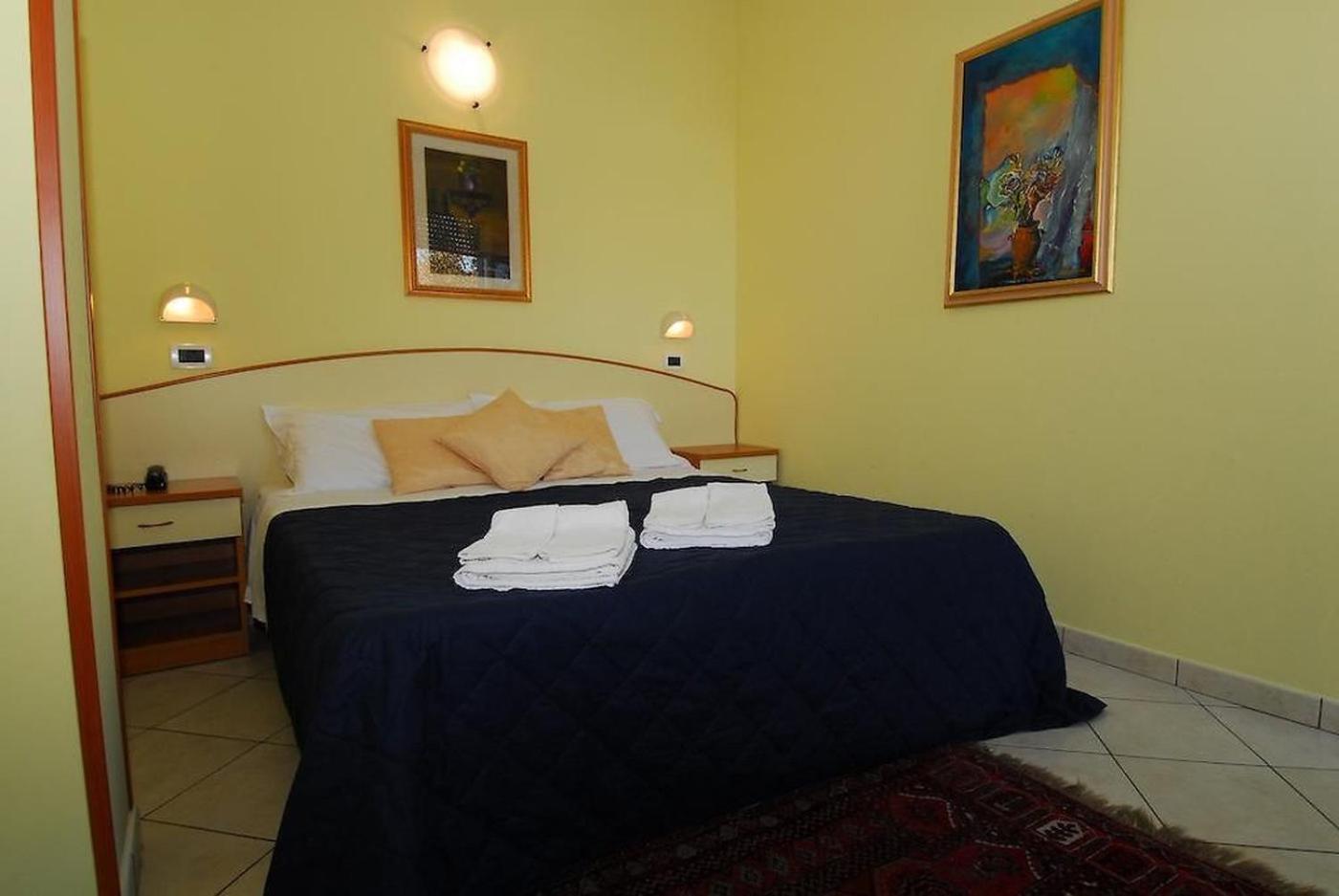 Hotel Ambasciata Cesenatico Extérieur photo