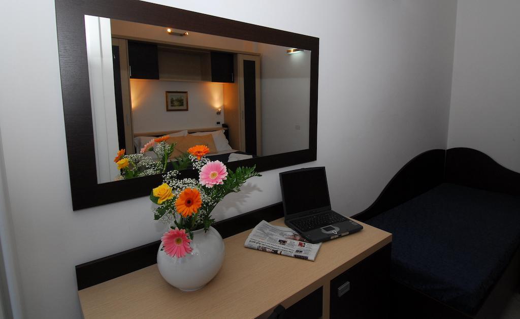 Hotel Ambasciata Cesenatico Chambre photo