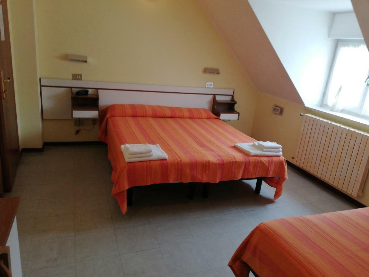 Hotel Ambasciata Cesenatico Extérieur photo